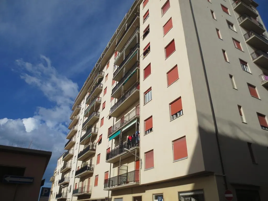 Silvinia Apartament Apartment Follonica