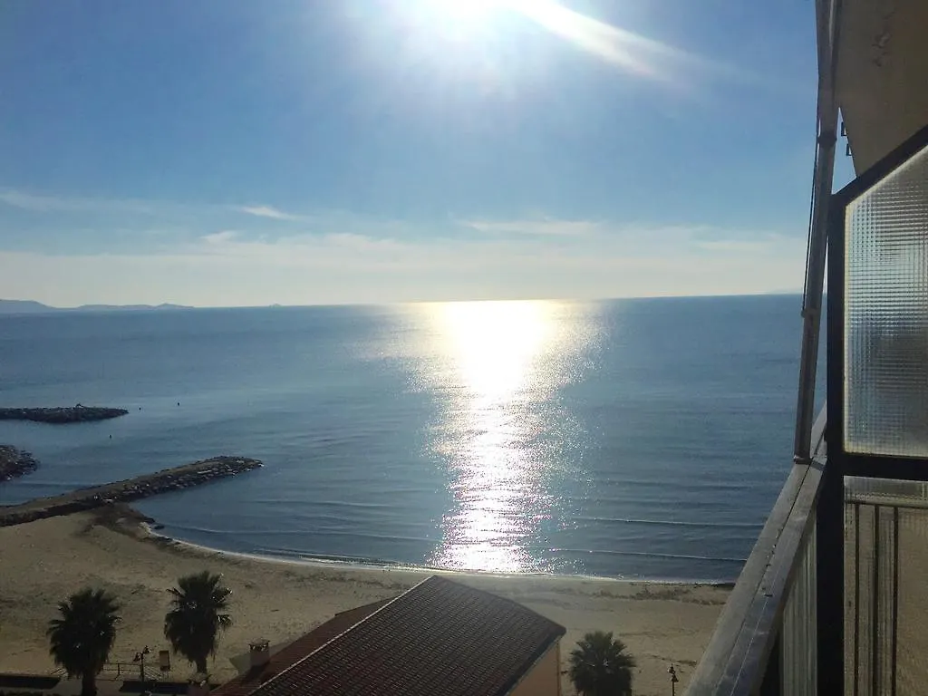 Silvinia Apartament Apartment Follonica