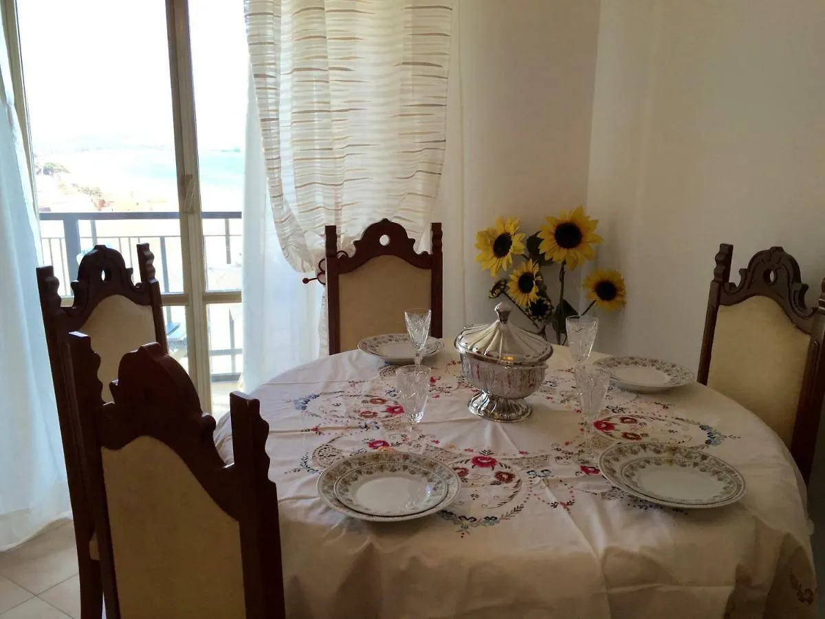 Silvinia Apartament Apartment Follonica Italy